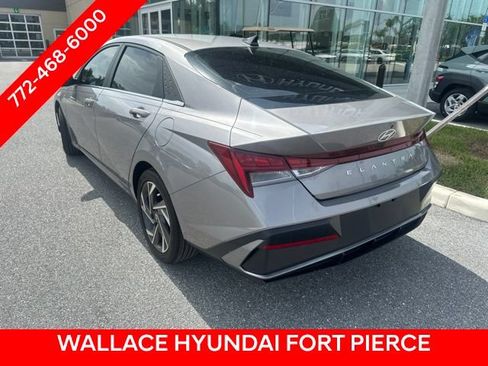 Used 2024 Hyundai Elantra SEL w/ Convenience Package FWD image 6