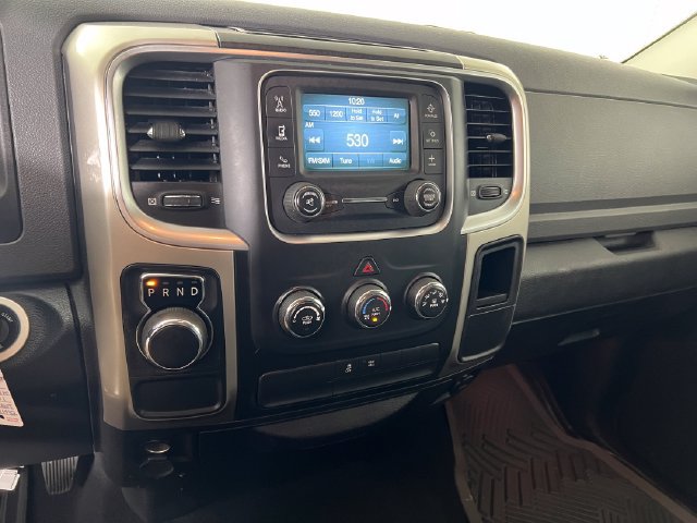 Used 2019 RAM 1500 Classic SLT RWD image 18