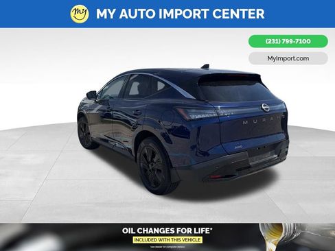 Used 2025 Nissan Murano SV AWD/4WD image 4