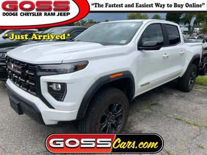 Used 2024 GMC Canyon Elevation w/ Trailering Package