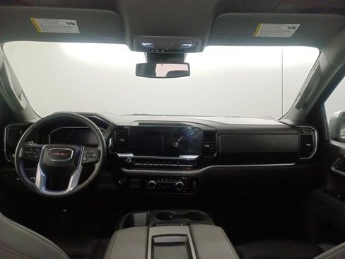 Used 2026 GMC Sierra 1500 SLT AWD/4WD image 14