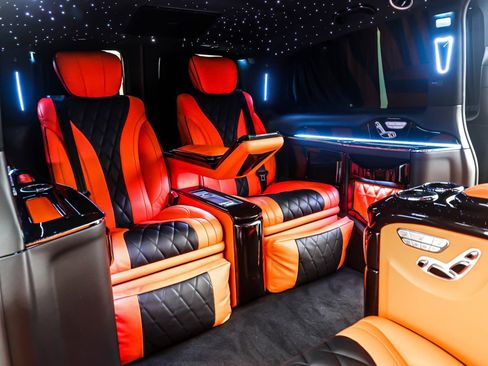 Used 2023 Mercedes-Benz Metris Passenger image 24