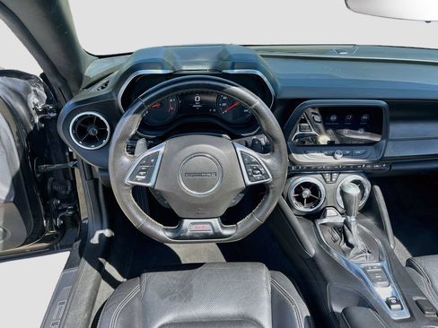 Used 2020 Chevrolet Camaro SS RWD image 22