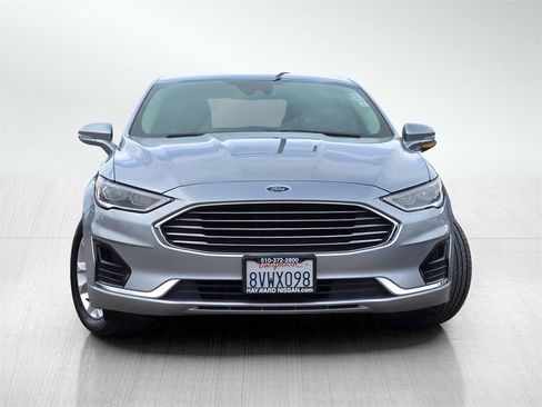 Used 2020 Ford Fusion SEL image 2