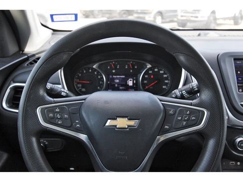 Used 2022 Chevrolet Equinox LT AWD/4WD image 11