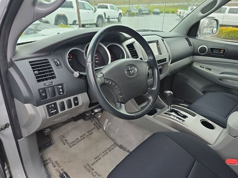 Used 2007 Toyota Tacoma PreRunner image 11