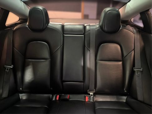 Used 2022 Tesla Model 3 image 12