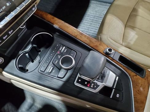 Used 2017 Audi A4 2.0T Ultra Premium w/ Convenience Package image 34