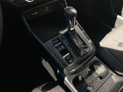 Used 2023 Honda CR-V LX image 17