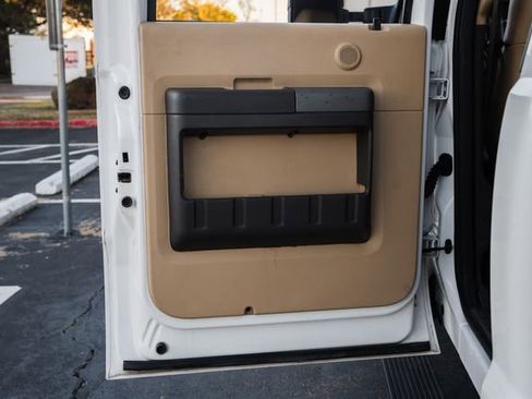 Used 2011 Ford F350 Lariat image 39