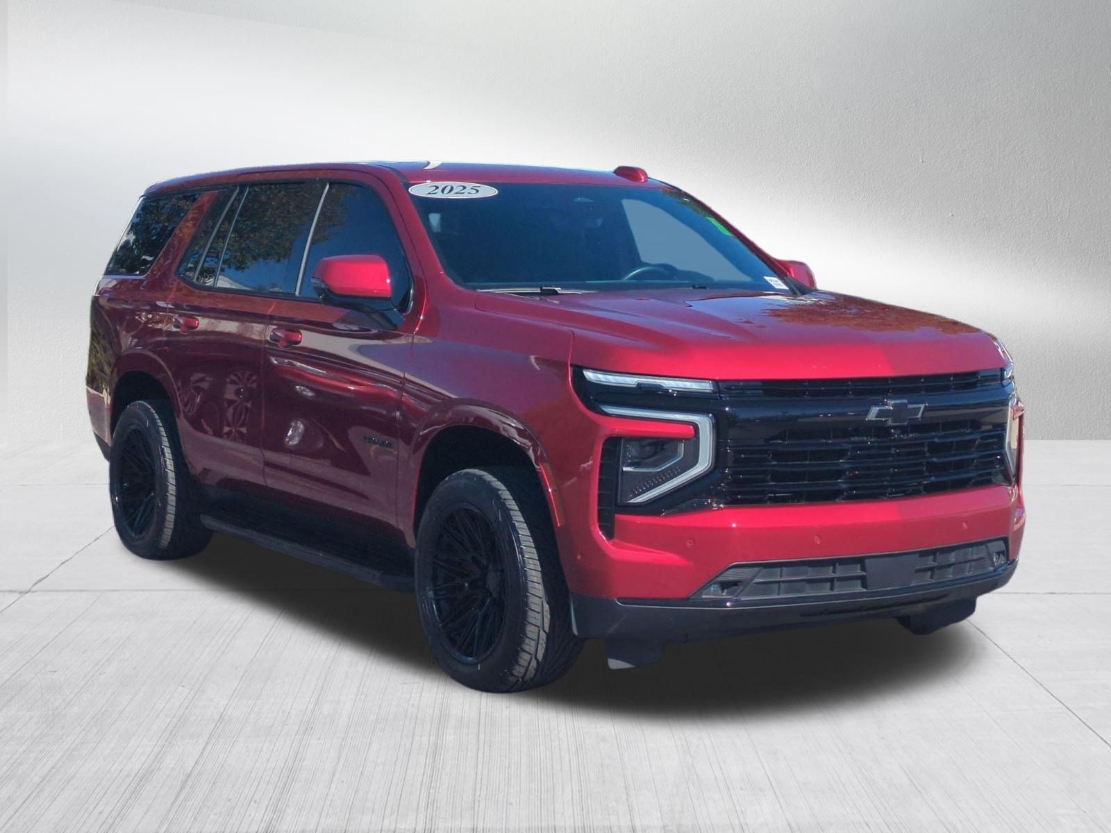 Used 2025 Chevrolet Tahoe RST w/ RST Performance Edition AWD/4WD image 7