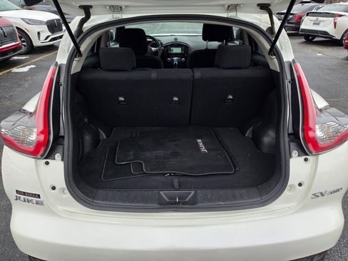 Used 2015 Nissan Juke SV w/ Technology Package image 11