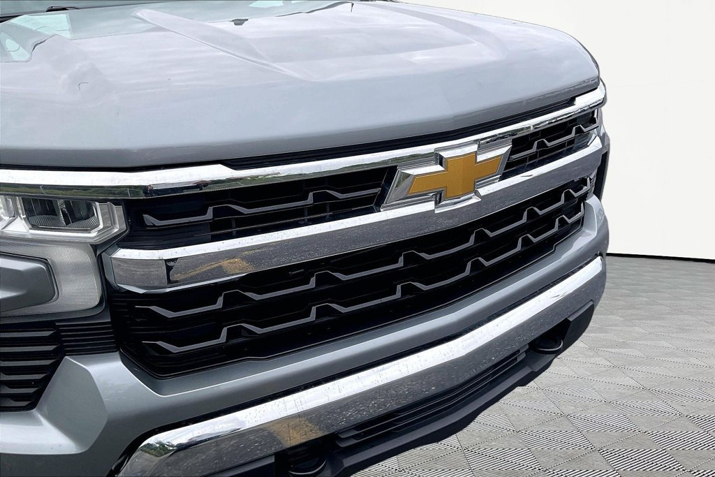 Used 2024 Chevrolet Silverado 1500 LT AWD/4WD image 37