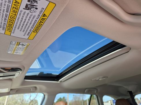 Used 2025 Subaru Outback Touring XT image 28