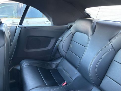 Used 2025 Ford Mustang GT Premium image 38