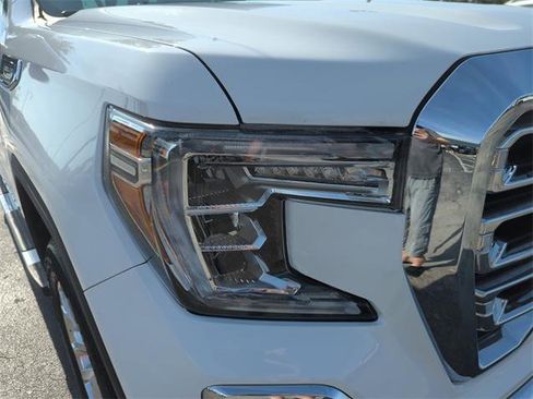 Used 2019 GMC Sierra 1500 SLT w/ SLT Premium Package image 11