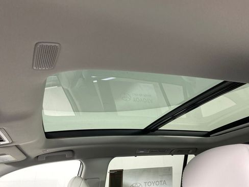 New 2026 Toyota Grand Highlander Limited image 11