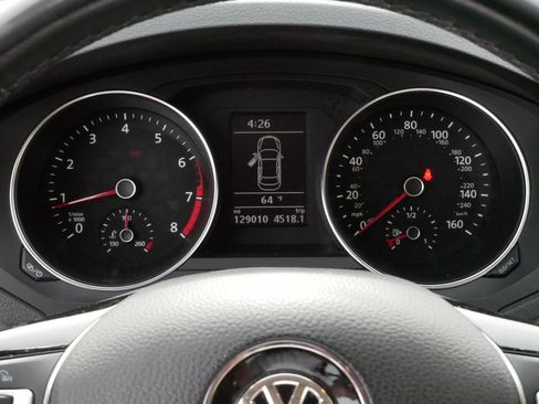 Used 2017 Volkswagen Jetta SE image 20