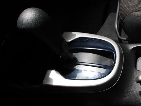 Used 2016 Honda Fit EX image 35