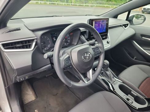 Used 2024 Toyota Corolla SE FWD image 9