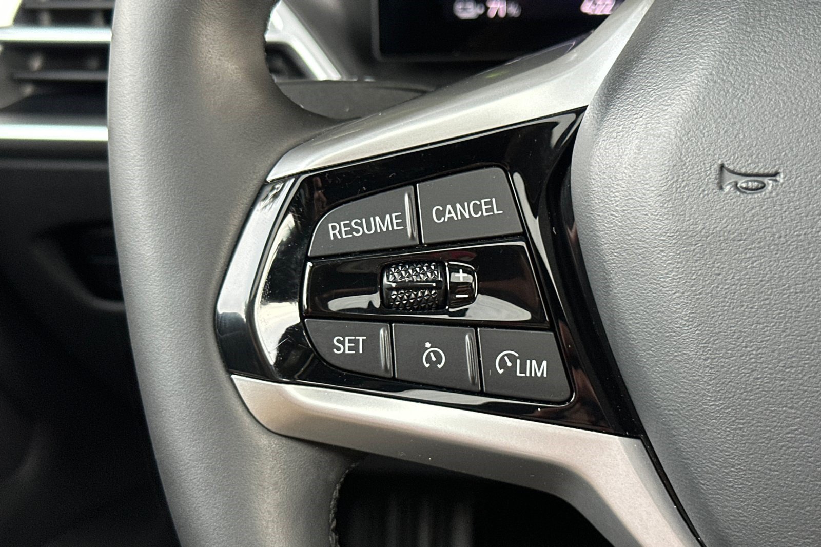 Certified 2025 BMW i4 eDrive40 RWD image 30
