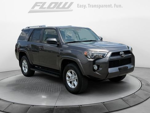 Used 2016 Toyota 4Runner SR5 AWD/4WD image 1