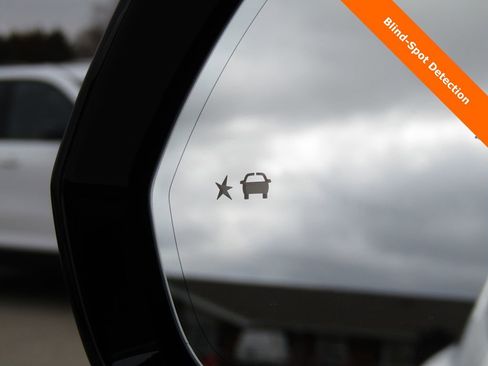 Used 2023 Chevrolet Blazer Premier w/ Driver Confidence II Package image 16