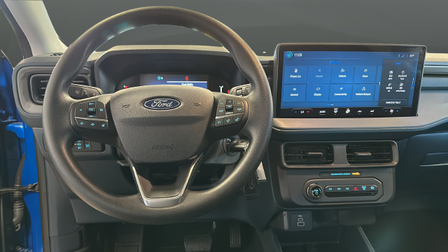 Used 2025 Ford Maverick XL w/ Equipment Group 102A AWD/4WD image 11
