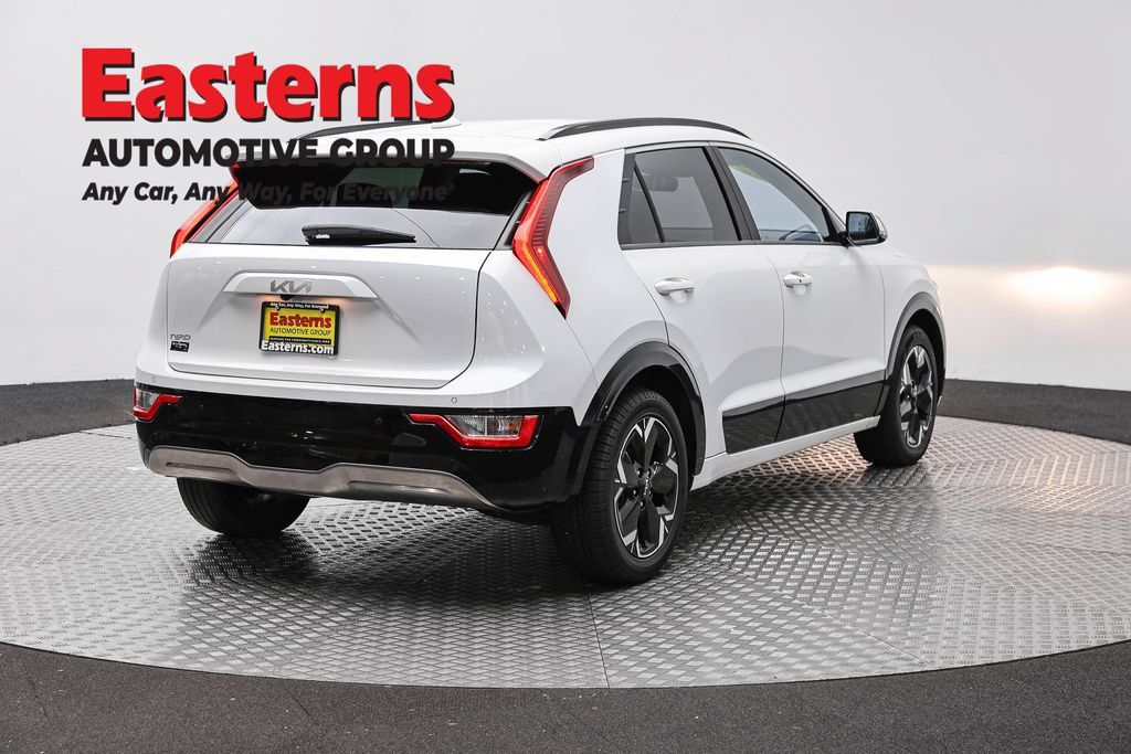 Used 2023 Kia Niro Wind w/ Wind Preserve Package FWD image 7
