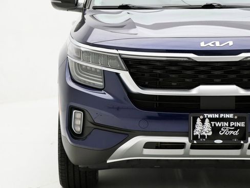 Used 2023 Kia Seltos SX image 5