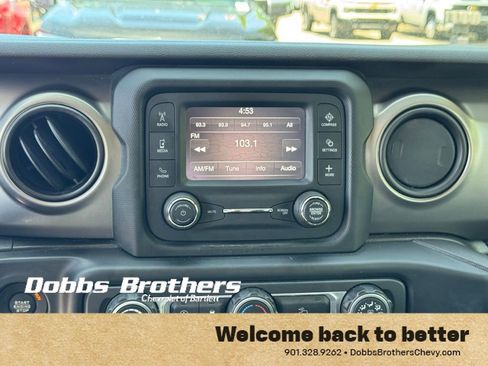 Used 2020 Jeep Gladiator Sport w/ Quick Order Package 24S AWD/4WD image 30