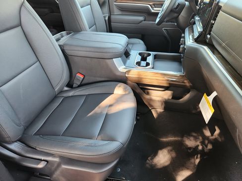 New 2026 Chevrolet Silverado 2500 LT w/ Trail Boss Package image 19