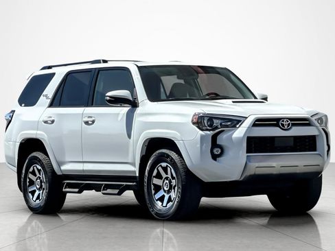 Certified 2023 Toyota 4Runner TRD Off-Road Premium w/ Moonroof Package AWD/4WD image 7