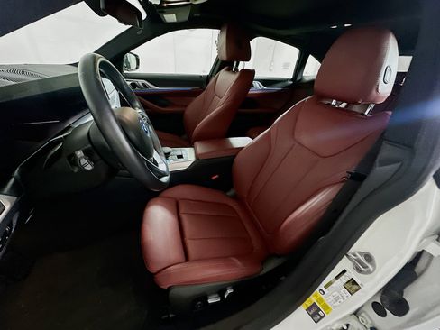 Used 2023 BMW i4 eDrive35 w/ Premium Package image 13