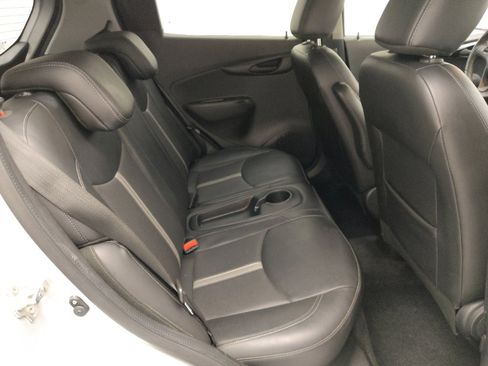 Used 2022 Chevrolet Spark ACTIV image 19