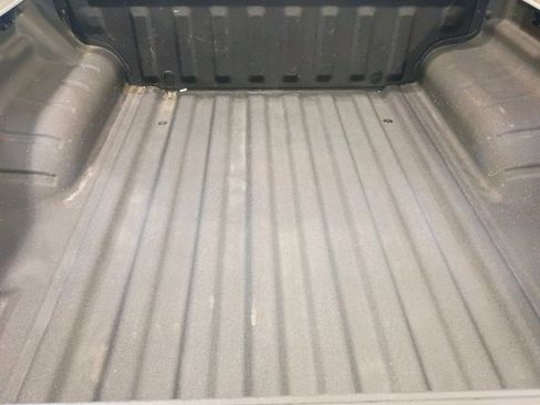 Used 2023 Nissan Frontier SV w/ SV Premium Package AWD/4WD image 15