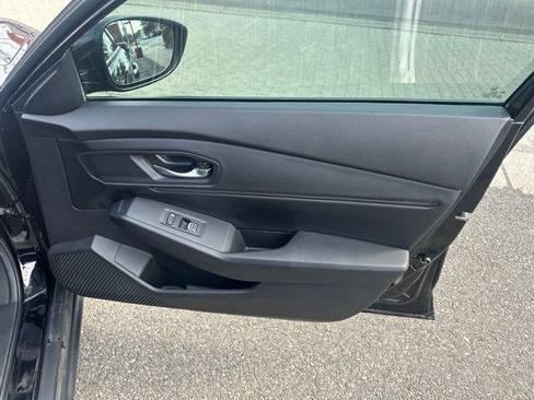 Used 2023 Honda Accord EX image 25