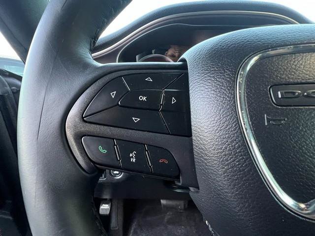 Used 2019 Dodge Challenger SXT w/ Driver Convenience Group RWD image 13