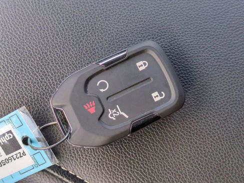 Used 2023 GMC Acadia SLE w/ Driver Convenience Package image 40