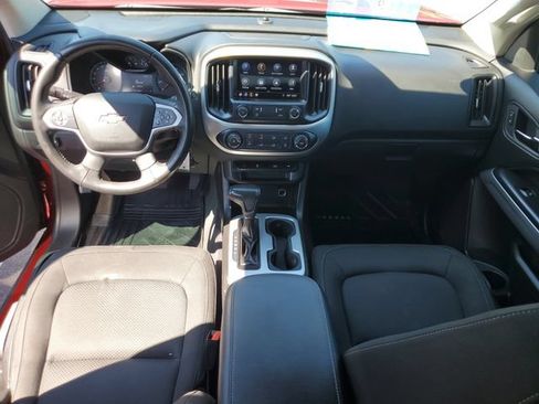 Used 2020 Chevrolet Colorado LT w/ LT Convenience Package RWD image 8
