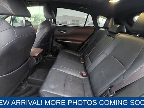 Used 2021 Toyota Venza Limited image 13