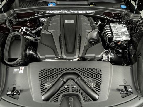 New 2026 Porsche Macan S image 36