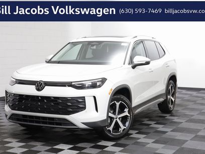 New 2025 Volkswagen Tiguan SE