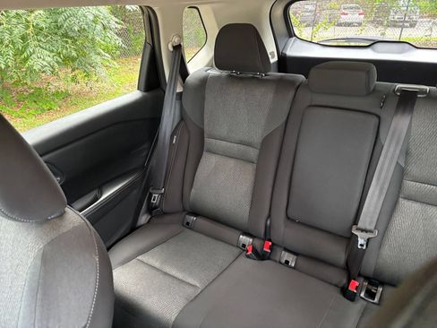 Used 2025 Nissan Rogue SV FWD image 41