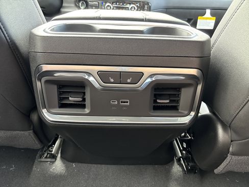 New 2026 GMC Sierra 2500 SLT w/ Max Trailering Package AWD/4WD image 19