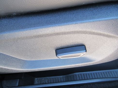 Used 2024 Ford Edge SEL w/ Convenience Package image 30