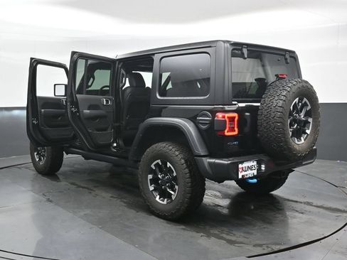 Used 2024 Jeep Wrangler Unlimited Rubicon 4xe w/ Technology Group AWD/4WD image 48