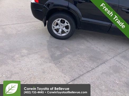 Used 2009 Hyundai Tucson Limited FWD image 2