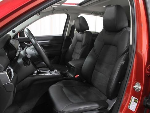 Used 2018 MAZDA CX-5 Touring w/ Preferred Equipment Package image 5