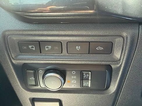 Used 2022 Ford F150 XLT w/ Equipment Group 302A High AWD/4WD image 13